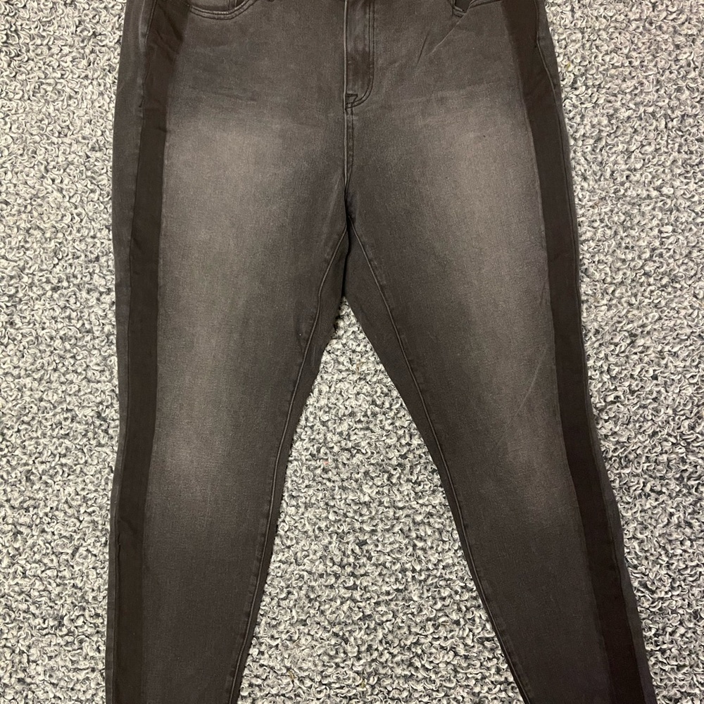 Dark Wash Skinny Jeans